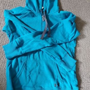 Under Armour Sweatshirt